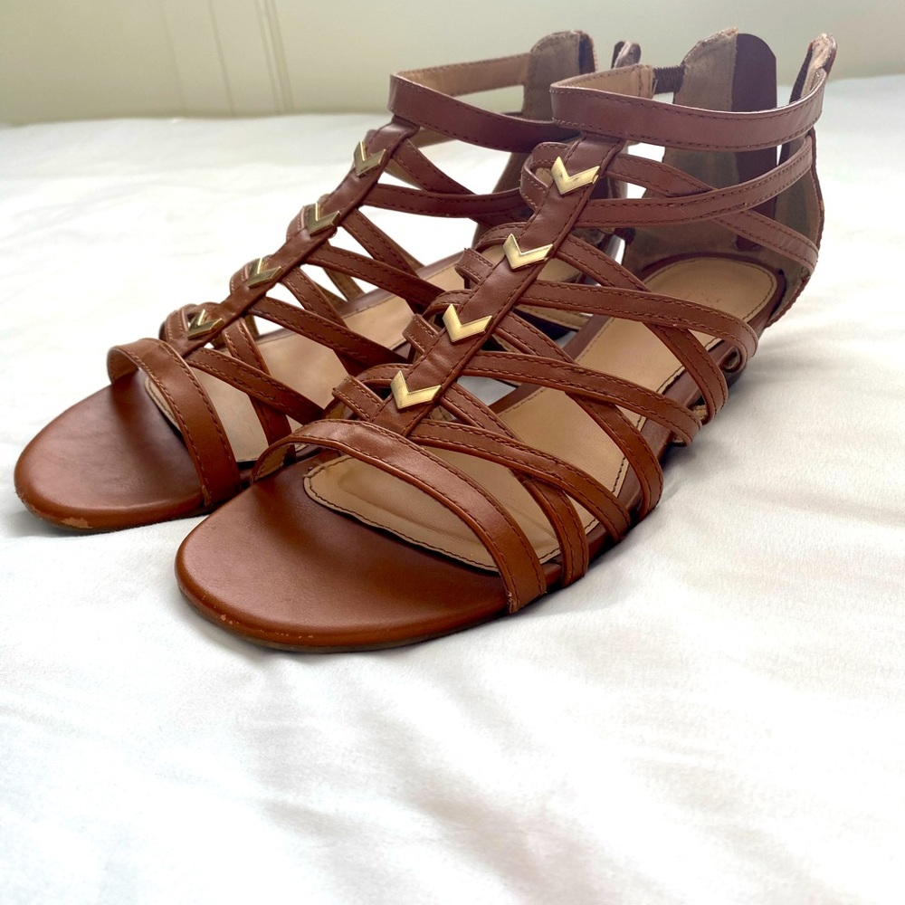 Sandler perfect for the beach with a slight wedge